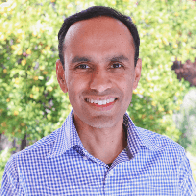 Vasu Murthy headshot